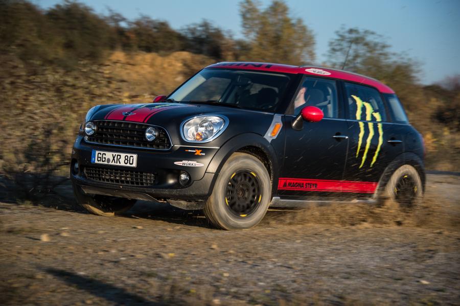  Mini Countryman X-Raid Service Vehicle 2012 года  (фото 37 из 41)